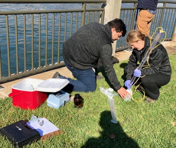 How a Roosevelt Island Project Holds the Future for Queens and Brooklyn A DEP team collects water samples from Water Tunnel #3, Shaft 15B